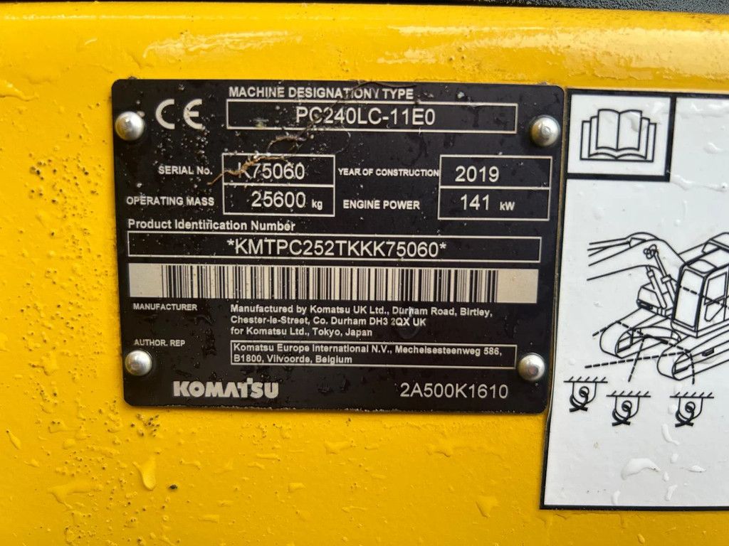 Komatsu PC240LC