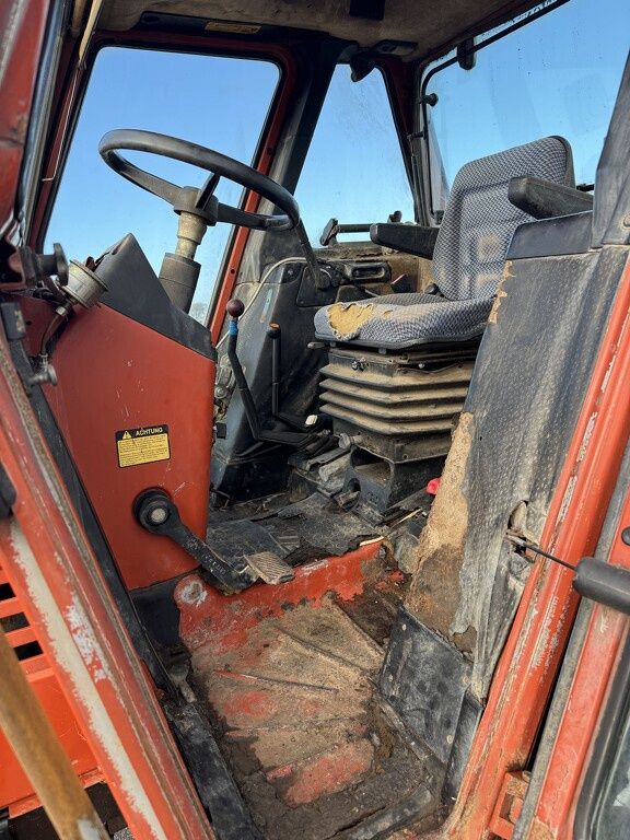 New Holland 110-90 DT