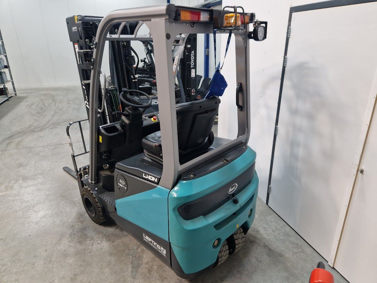 Baoli heftruck 2t driewieler Li-ion Nieuw