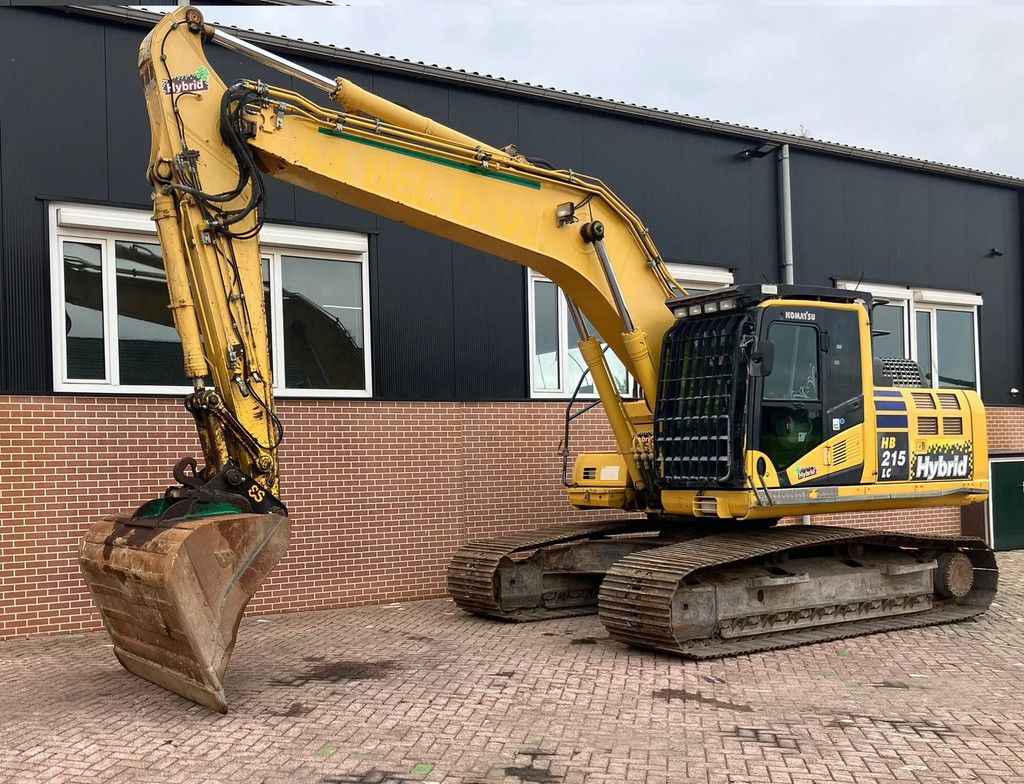 Komatsu HB215LC-2
