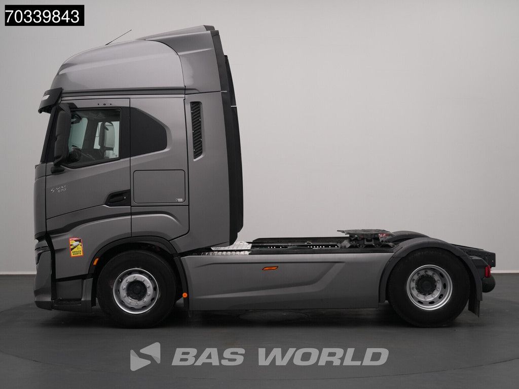 Iveco S-Way 570 4X2 Retarder 2x Tanks Standklima Navi ACC