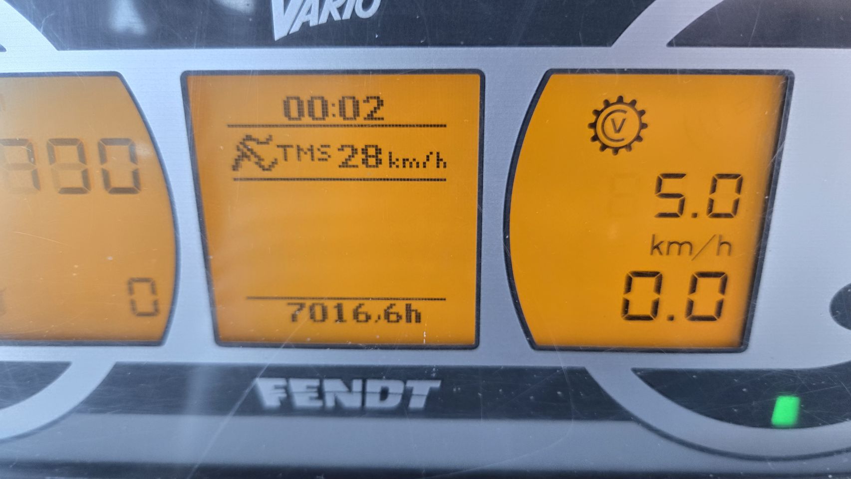 2017 Fendt 211 P 7016 uur
