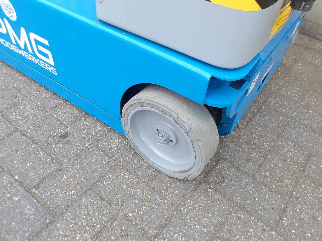 Genie GRC-12 Elektrischer Mastlift 5,66 m 2017
