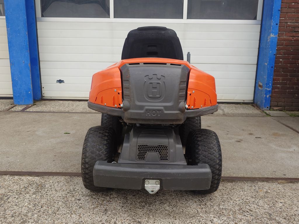 Husqvarna Rider 318