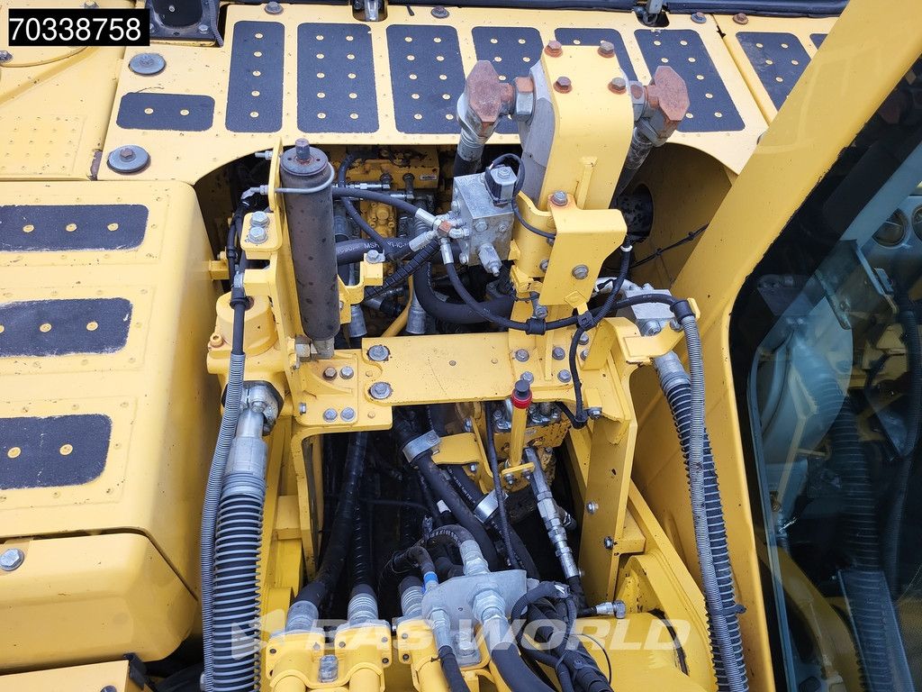Komatsu PC290 LC-11