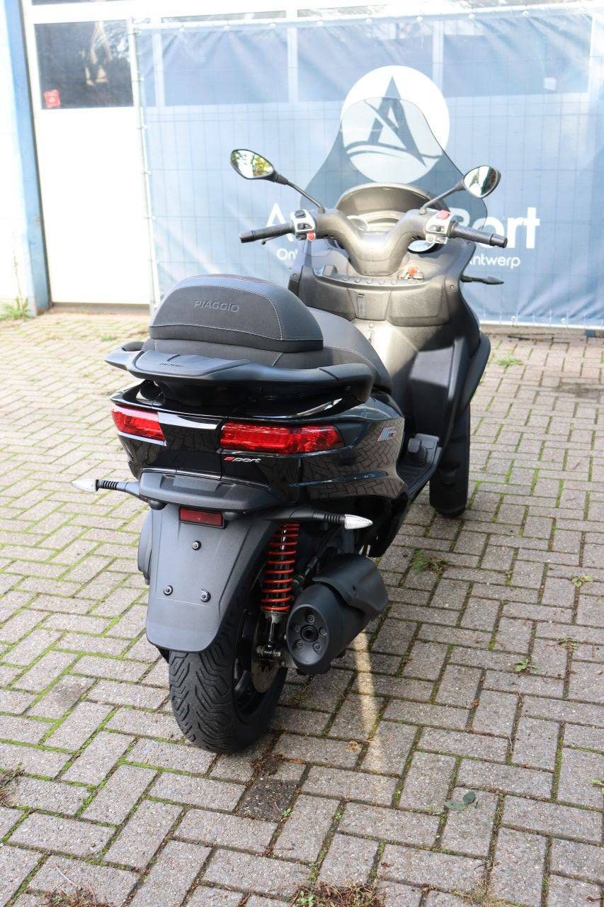 Roller Piaggio MP3 350 Benzin 30,6 PS 2020 (Margin)