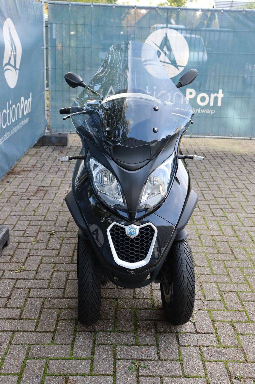 Roller Piaggio MP3 350 Benzin 30,6 PS 2020 (Margin)