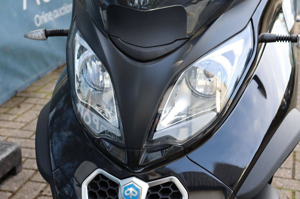 Roller Piaggio MP3 350 Benzin 30,6 PS 2020 (Margin)