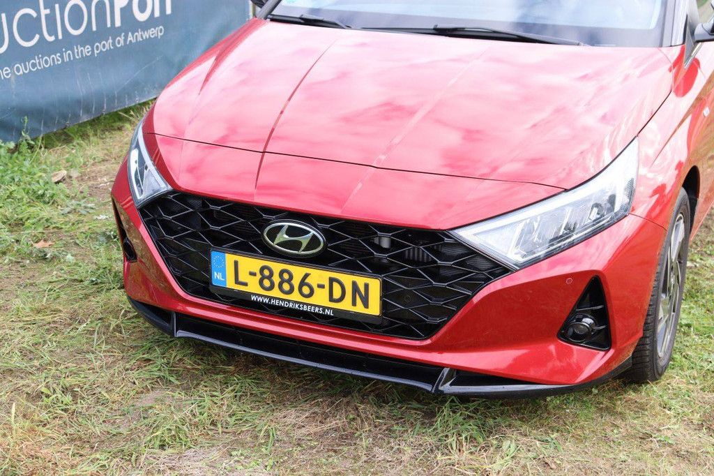 Hyundai i20 Petrol 100hp Passenger Car 2021