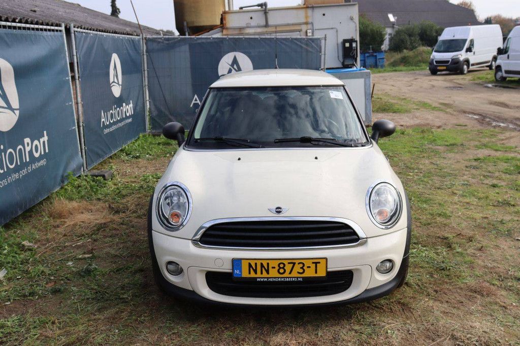 Personenauto Mini One Benzine 75pk 2011