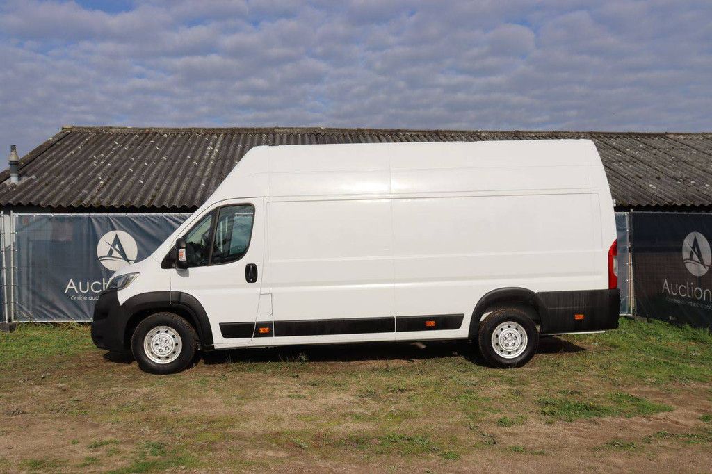 Peugeot Boxer Diesel 165 PS Van 2021