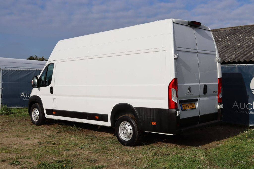 Peugeot Boxer Diesel 165 PS Van 2021