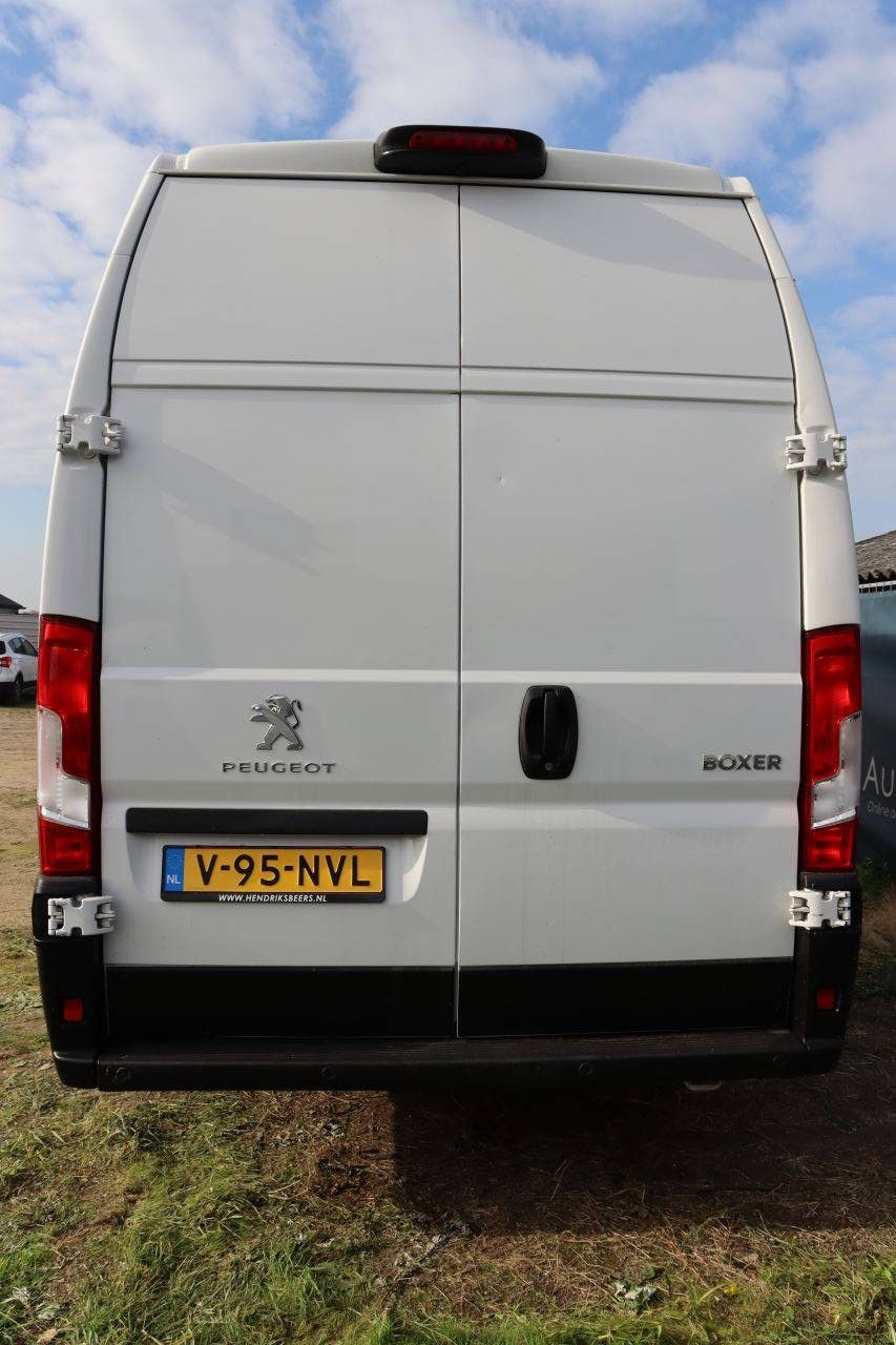 Peugeot Boxer Diesel 165 PS Van 2021