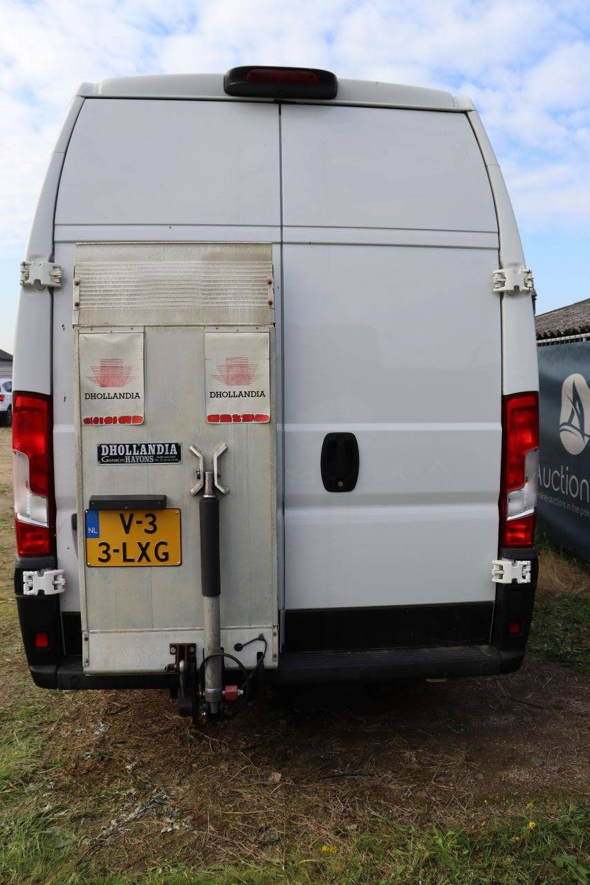 Peugeot Boxer Diesel 165hp Van 2021