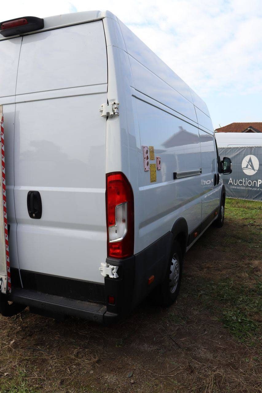 Peugeot Boxer Diesel 165hp Van 2021