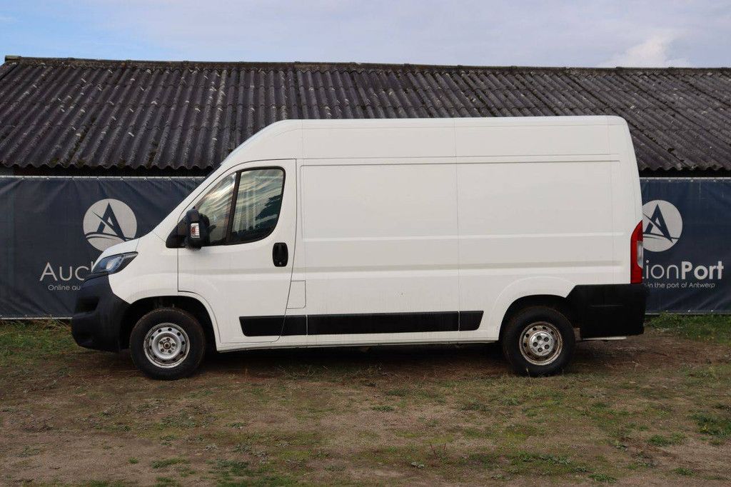 Peugeot Boxer Diesel Van 131hp 2018
