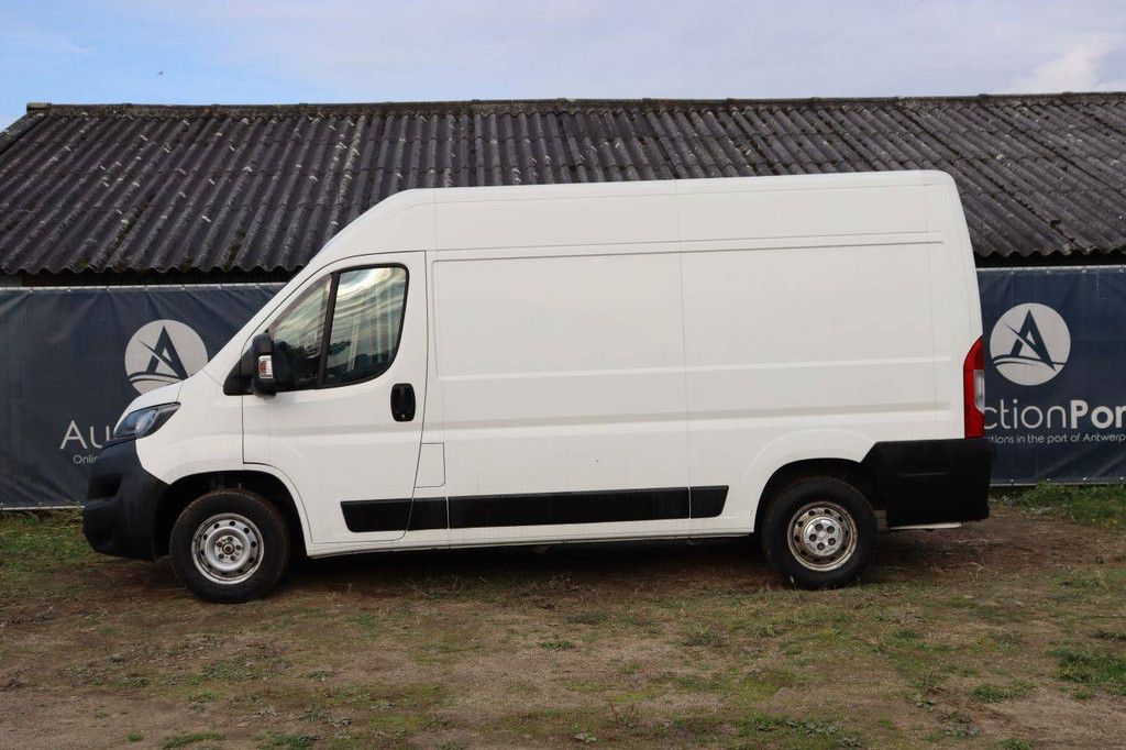 Peugeot Boxer Diesel Van 131hp 2018
