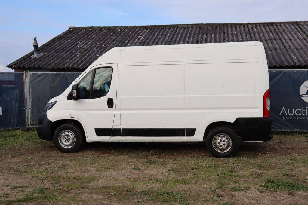 Peugeot Boxer Diesel Van 131hp 2018