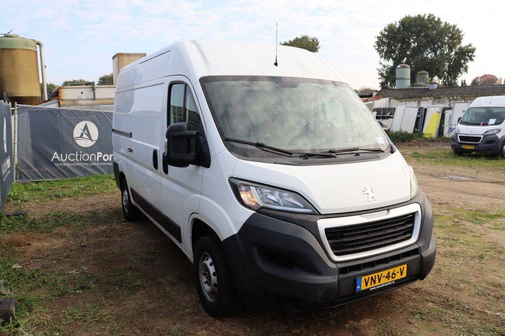 Peugeot Boxer Diesel Van 131hp 2018