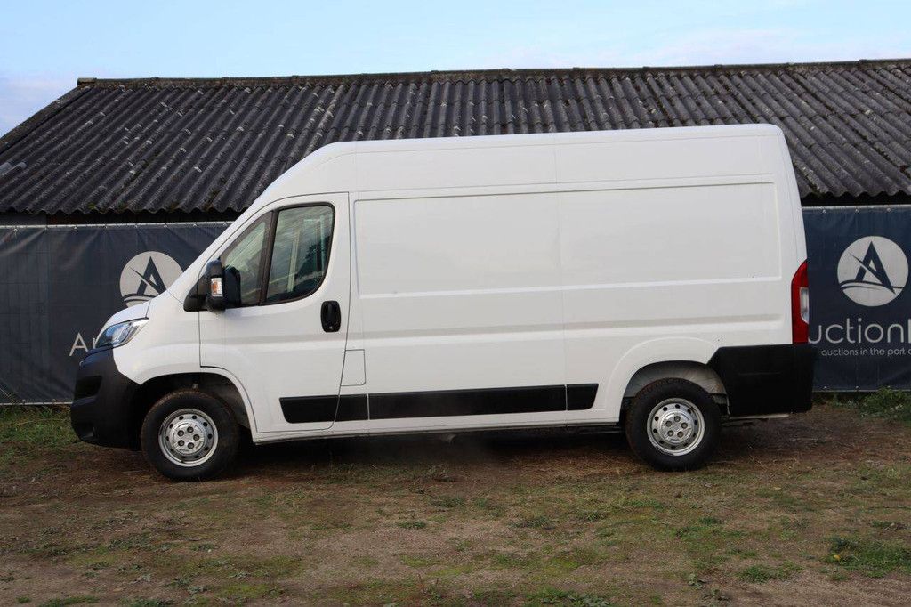 Opel Movano Diesel 140 PS Van 2022