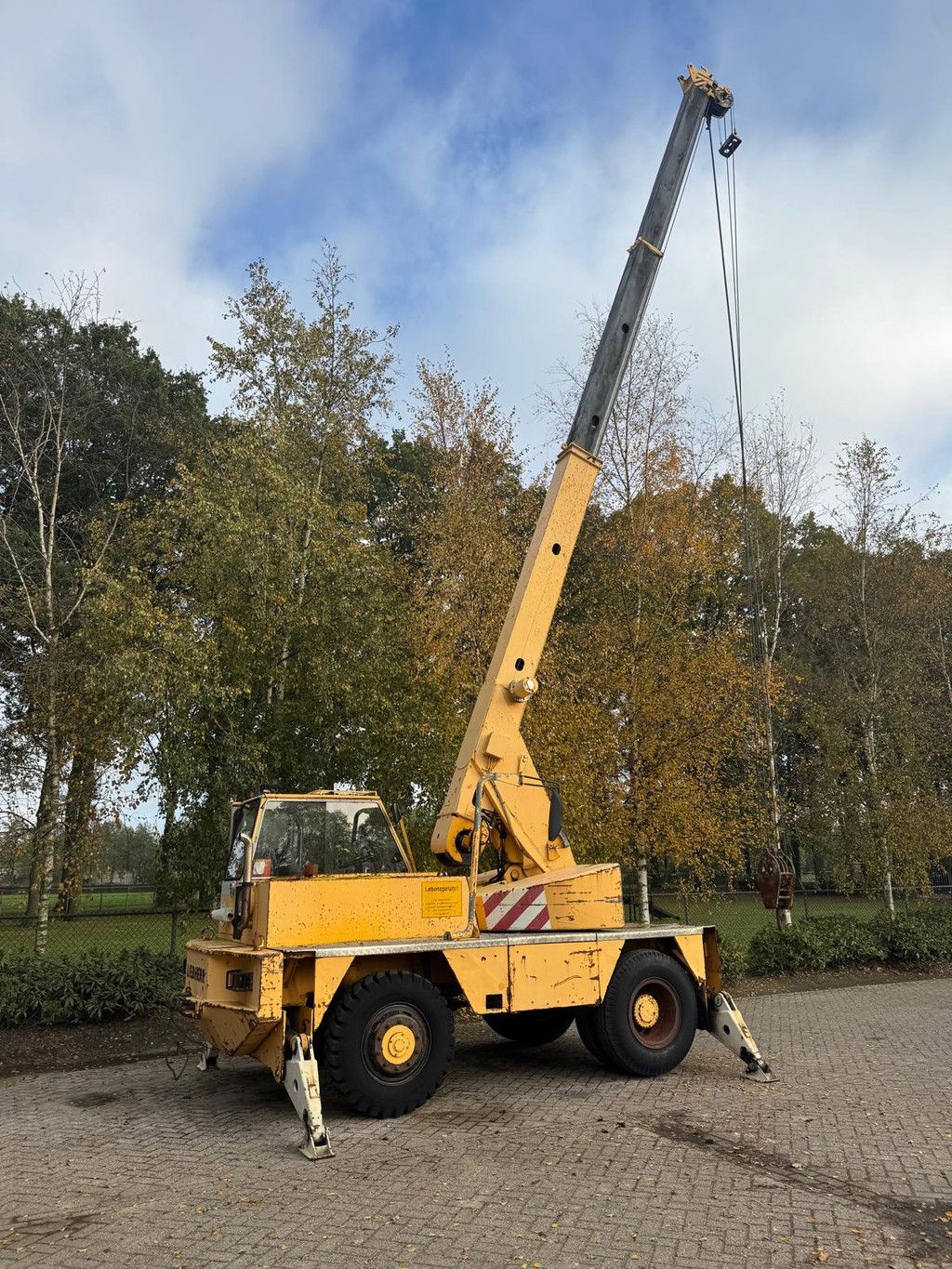 Liebherr L LI1012 Hijskraan