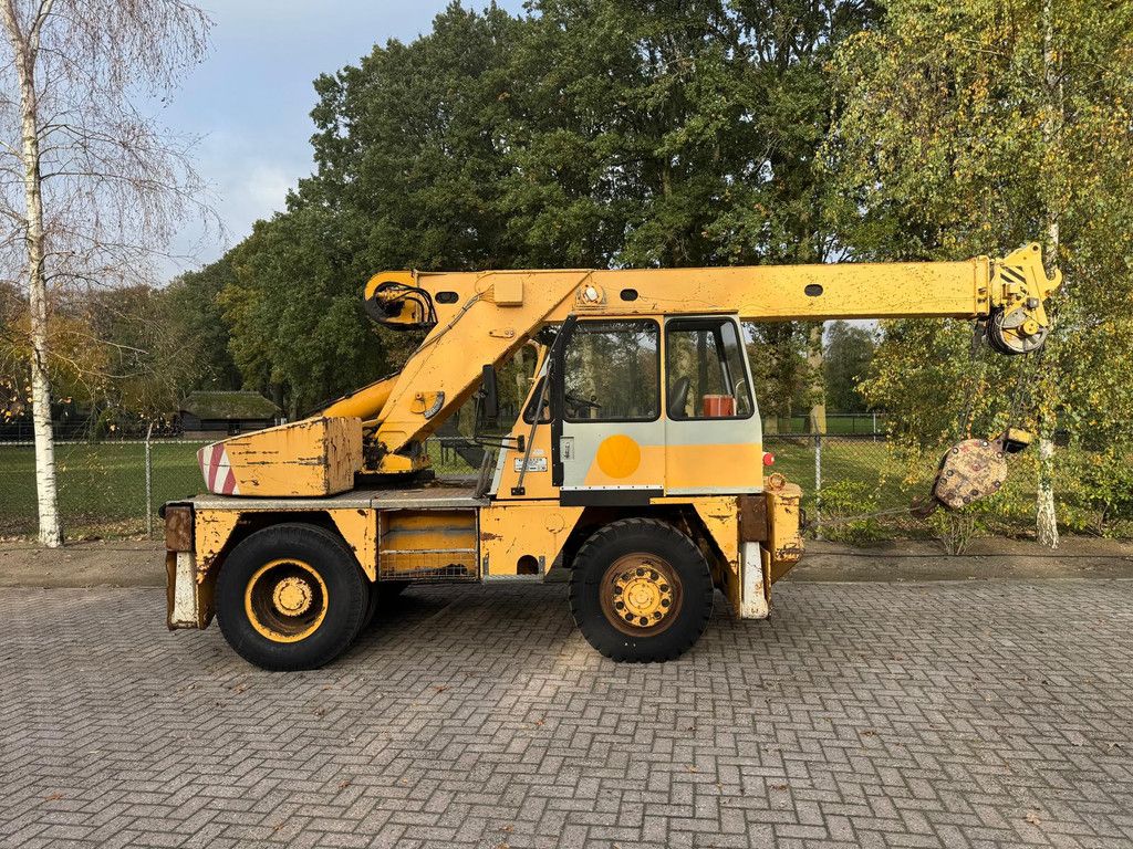 Liebherr L LI1012 Hijskraan