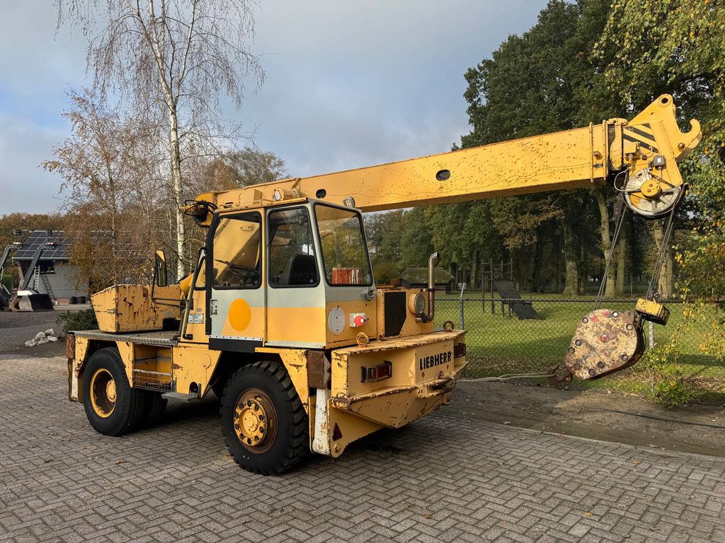 Liebherr L LI1012 Hijskraan