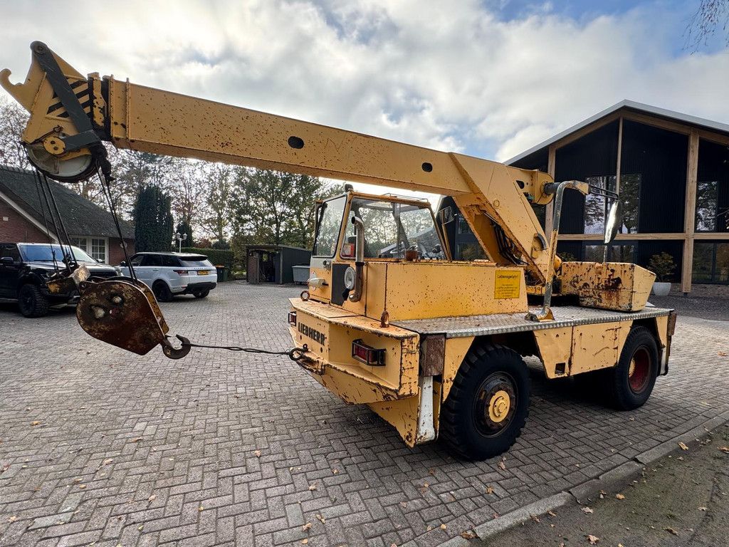 Liebherr L LI1012 Hijskraan