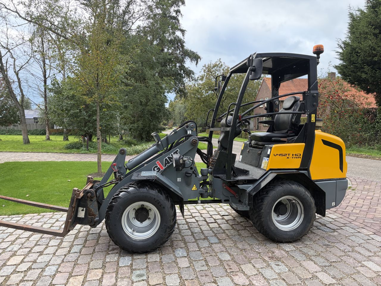 Giant 452t HD xtra