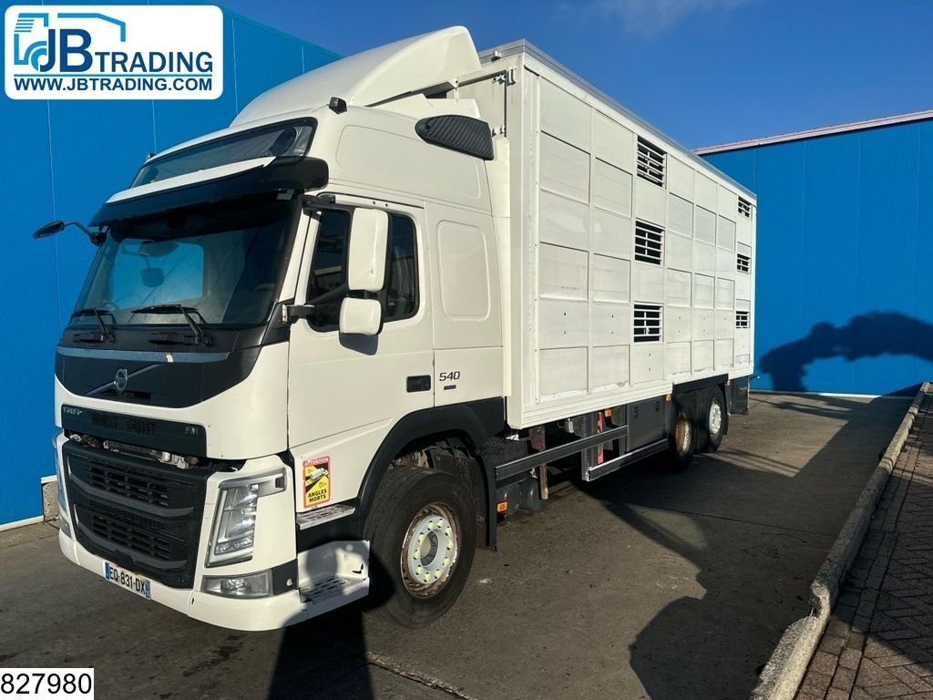 Volvo FM 540 6x2, EURO 6, Guitton 3 Deck Live Stock