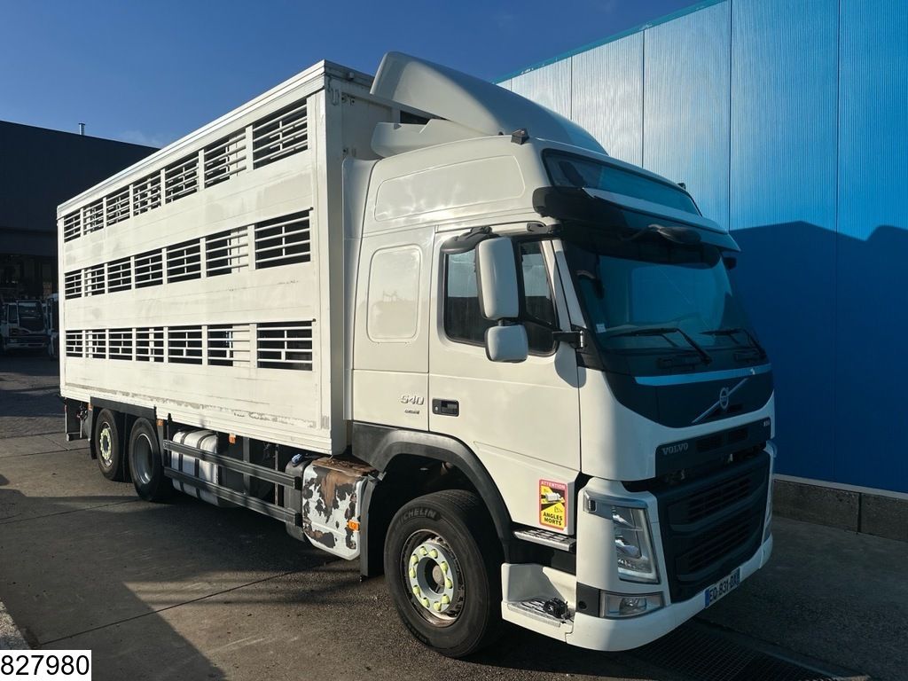 Volvo FM 540 6x2, EURO 6, Guitton 3 Deck Live Stock