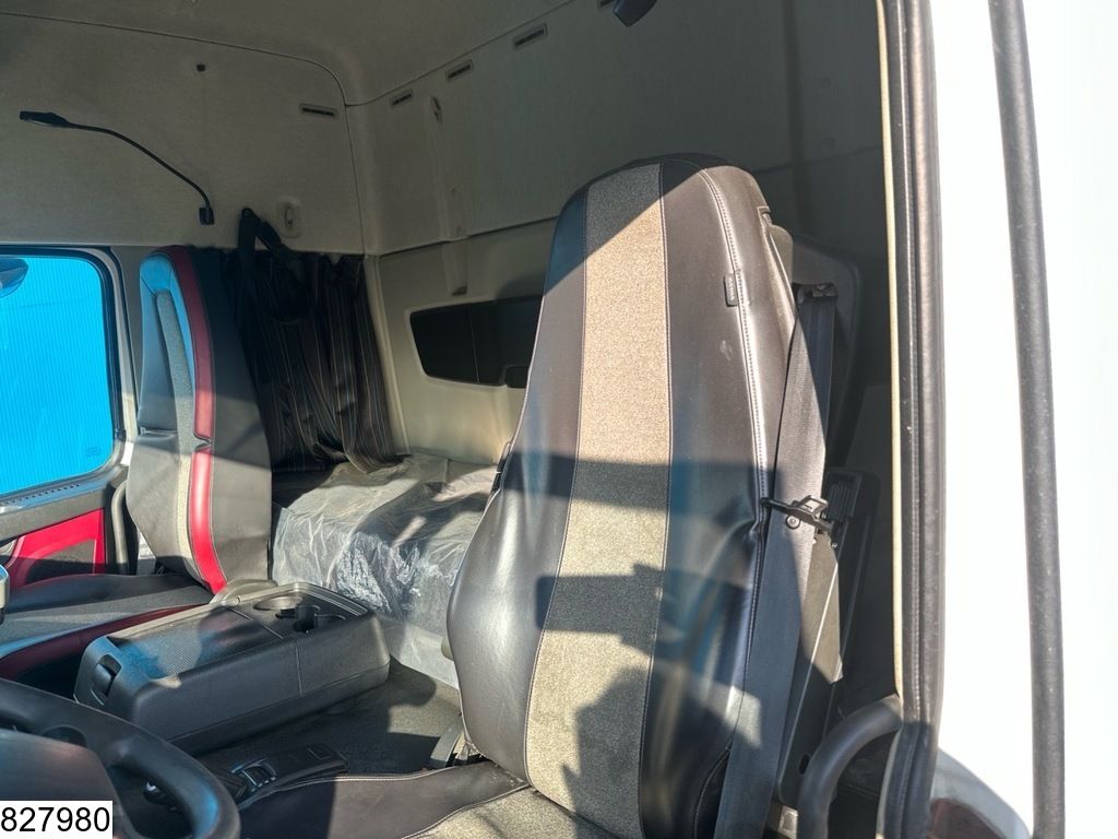 Volvo FM 540 6x2, EURO 6, Guitton 3 Deck Live Stock