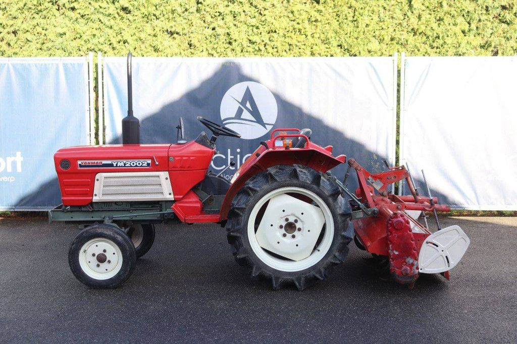 Kleintraktor Yanmar YM2002 Diesel 20 PS mit Grubber