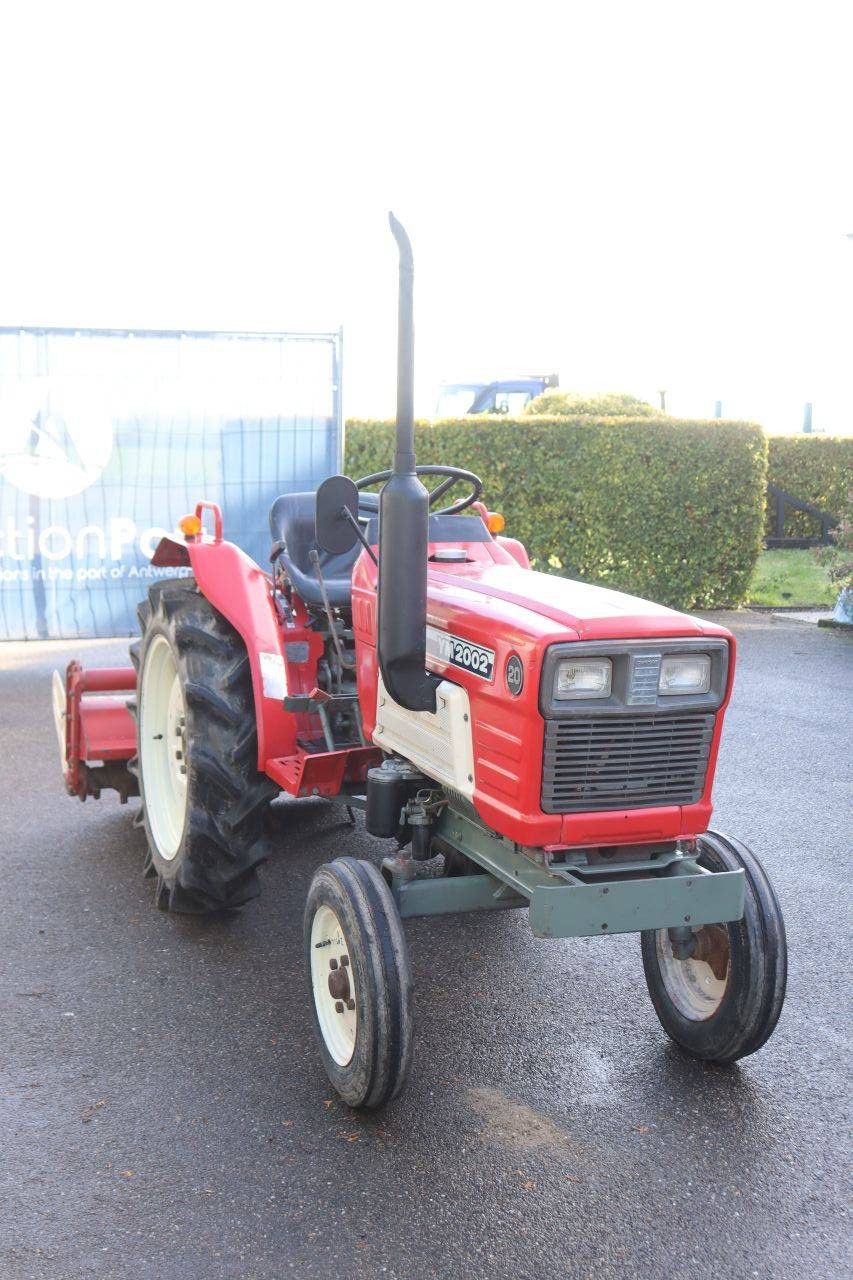 Kleintraktor Yanmar YM2002 Diesel 20 PS mit Grubber
