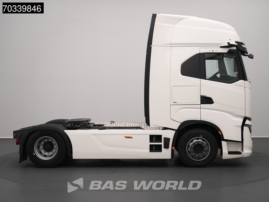 Iveco S-Way 500 4X2 NEW! Retarder Full Air 2xTanks Mirror Cams ACC