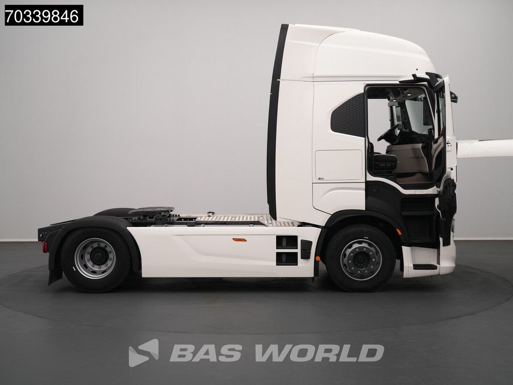 Iveco S-Way 500 4X2 NEW! Retarder Full Air 2xTanks Mirror Cams ACC