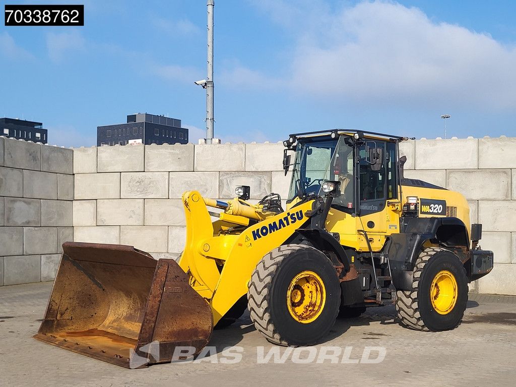 Komatsu WA320 -8