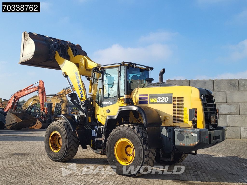 Komatsu WA320 -8