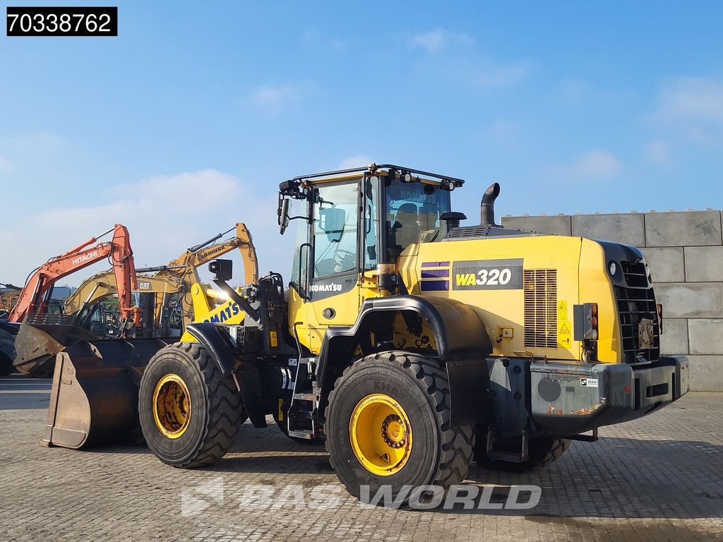 Komatsu WA320 -8