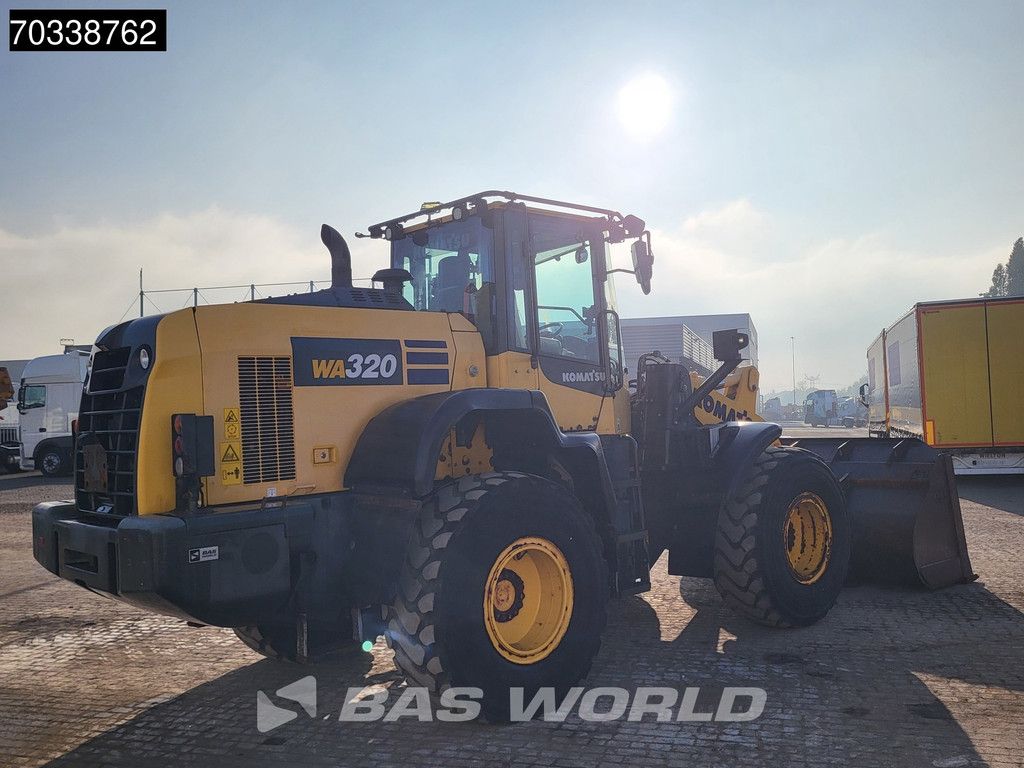 Komatsu WA320 -8