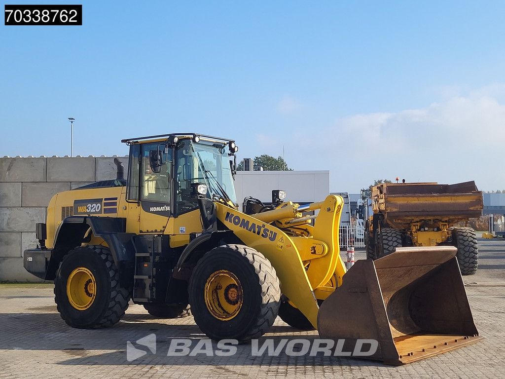 Komatsu WA320 -8