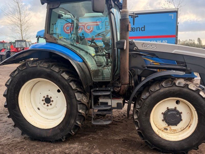 New Holland T6020 God frontlæsser