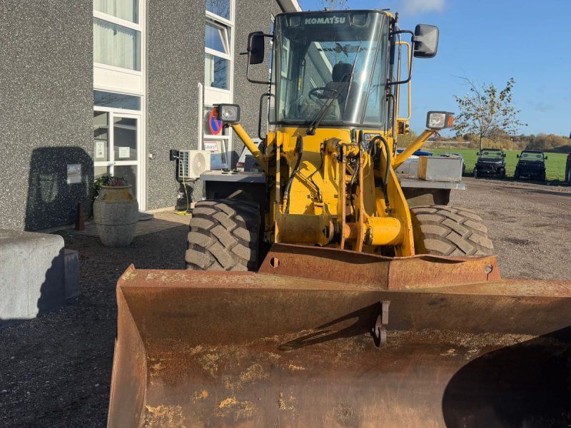 Komatsu WA120 Fin 8 tons gummiged med centralsmøring