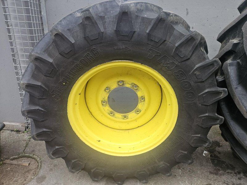 Trelleborg 4 Stück gebr. Räder mit Felgen