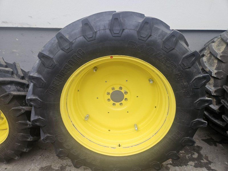 Trelleborg 4 Stück gebr. Räder mit Felgen