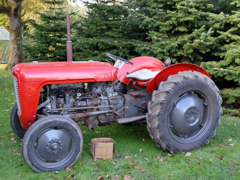Massey Ferguson 35