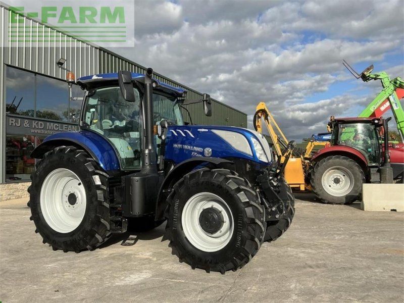 New Holland t7.225 blue power (st27575)