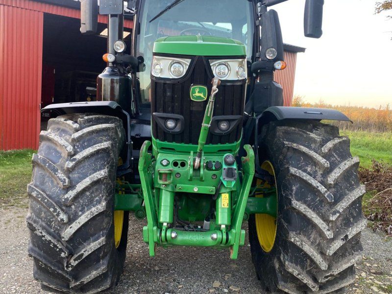 John Deere 6250R