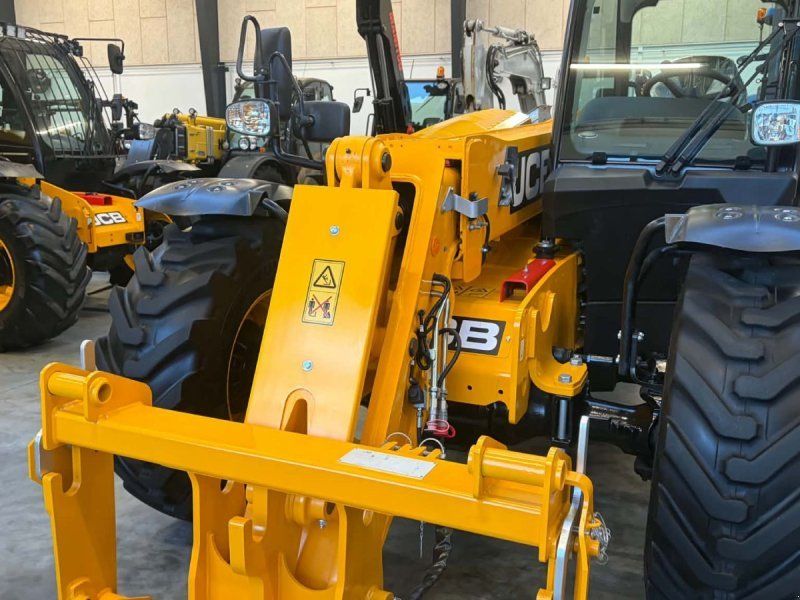 JCB 531-70
