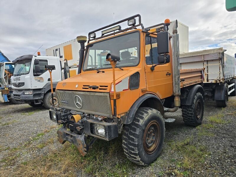 Mercedes-Benz 1400
